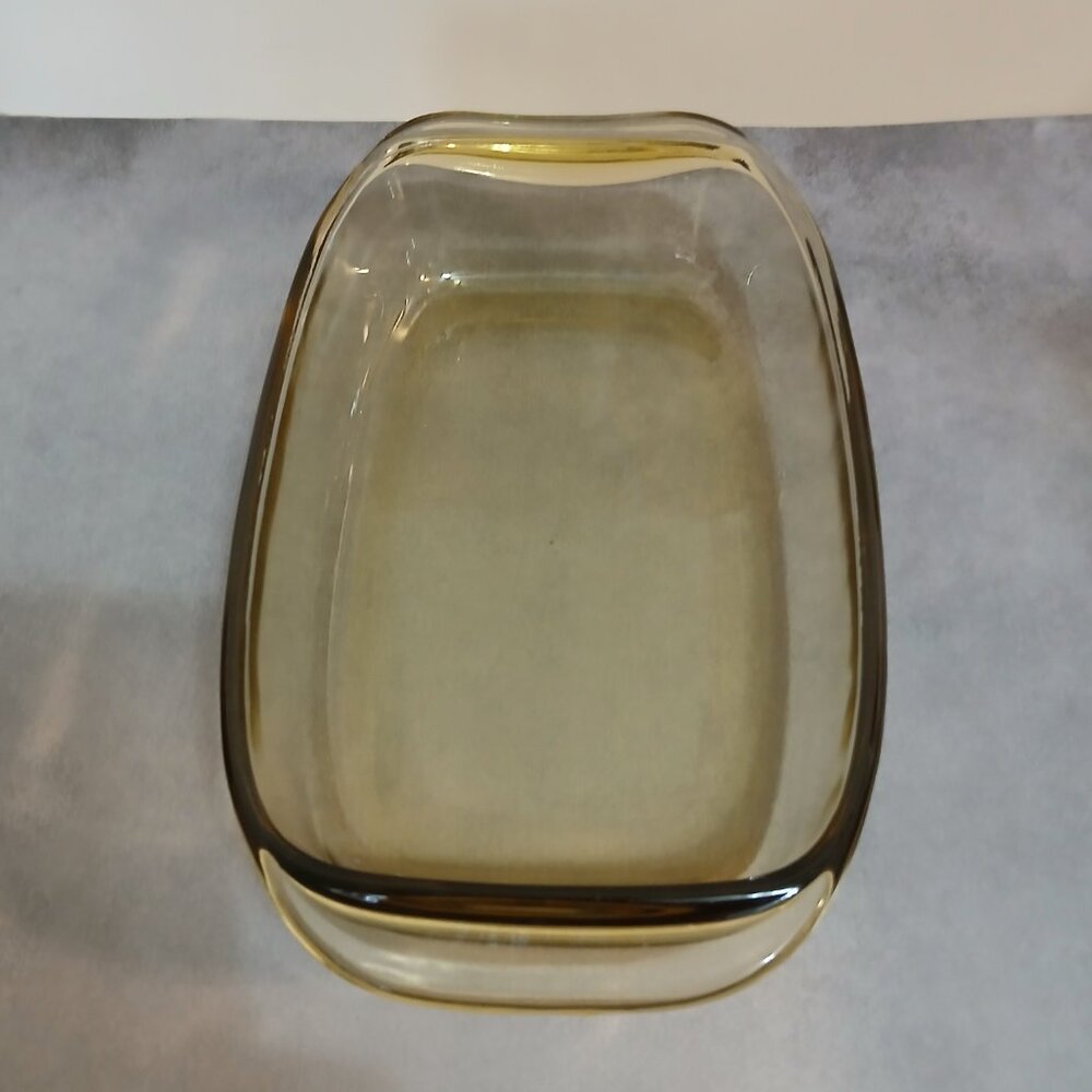 Vintage Dynaware Pyr-O-Rey Amber Glass Small Casserole Dish-9" x 5.5"